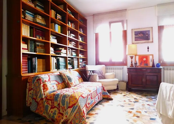 Lägenhet San Marco Nouvelle Vague Apartment *